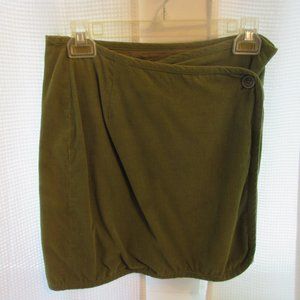 Kik-It Leaf Green Corduroy Mini Skirt, size M